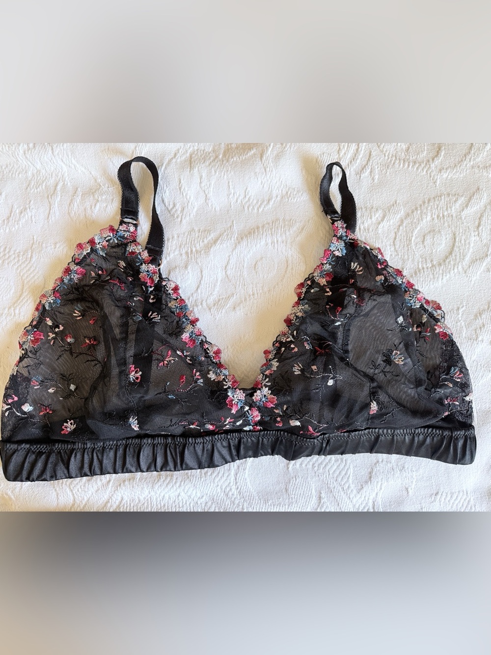 Sofia Intimates by Sofia Vergara Black Floral Lace Embroidered Bralette Size 3X